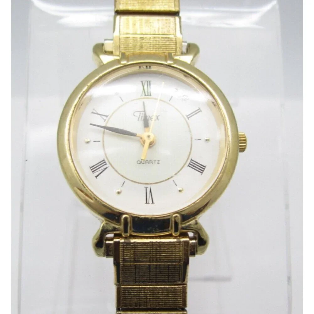 Women Timex Quartz WR Analog 23mm Round Watch (H642) 